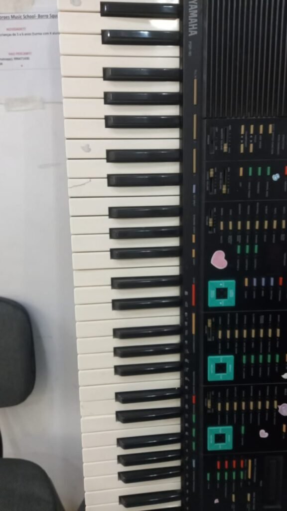 Vendo teclado Yamaha usado reformado R$500 reais